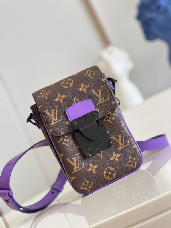 l**is V*t*n s-lock vertical wearable wallet