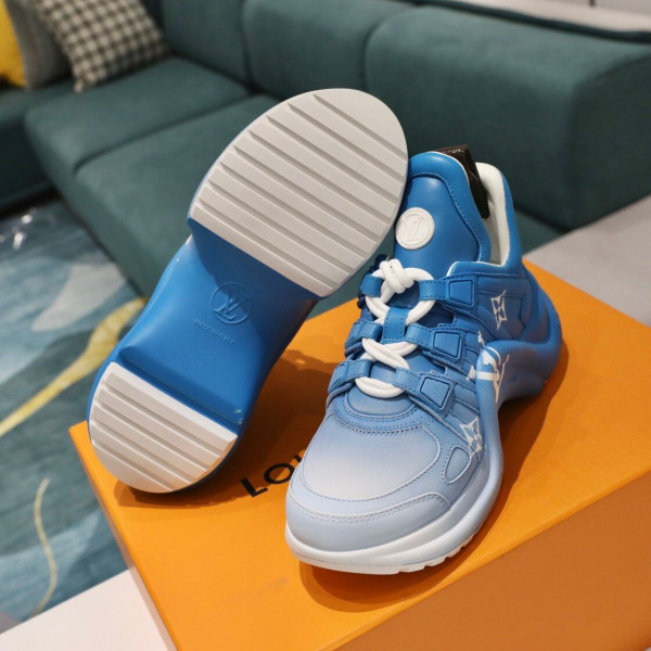 l**is V*t*n archlight sneaker
