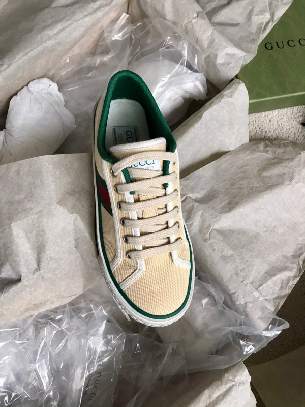 G*u*i tennis 1977 sneaker