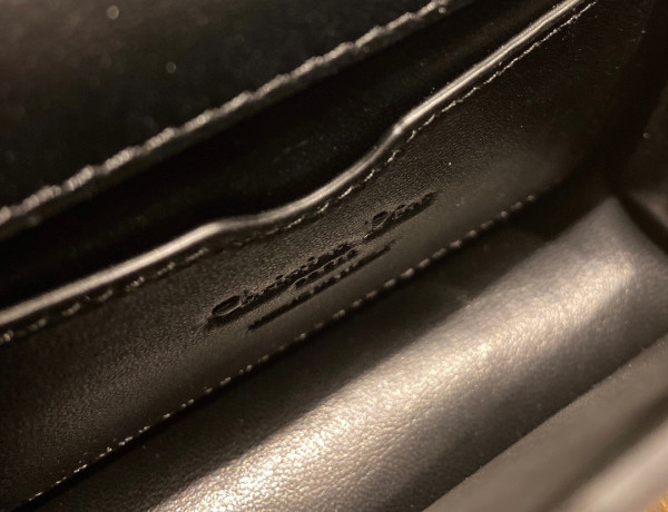 D*or 30 montaigne bag