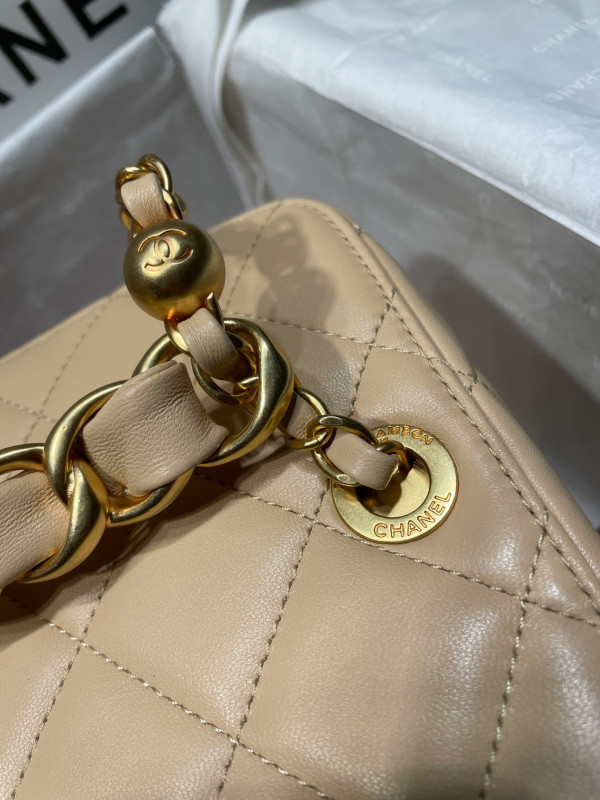 CL VANITY CASE