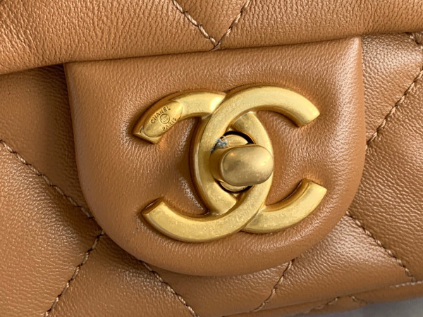 CL MINI FLAP BAG