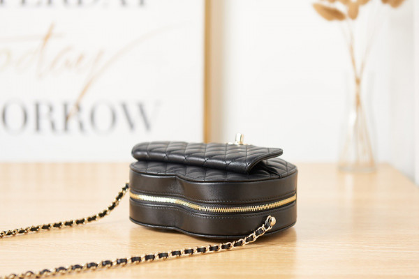 CL HEART BAG