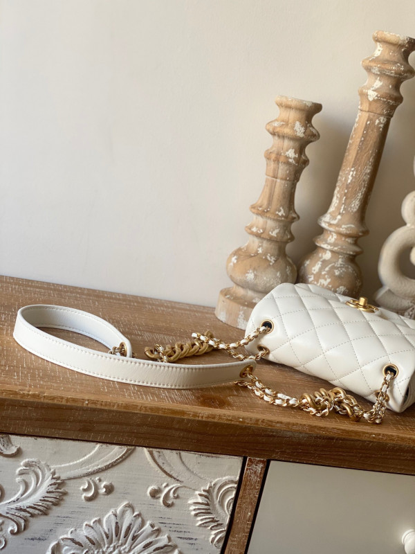 CL FLAP BAG