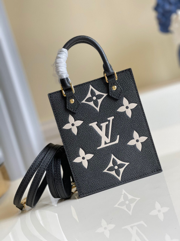 l**is V*t*n petit sac plat