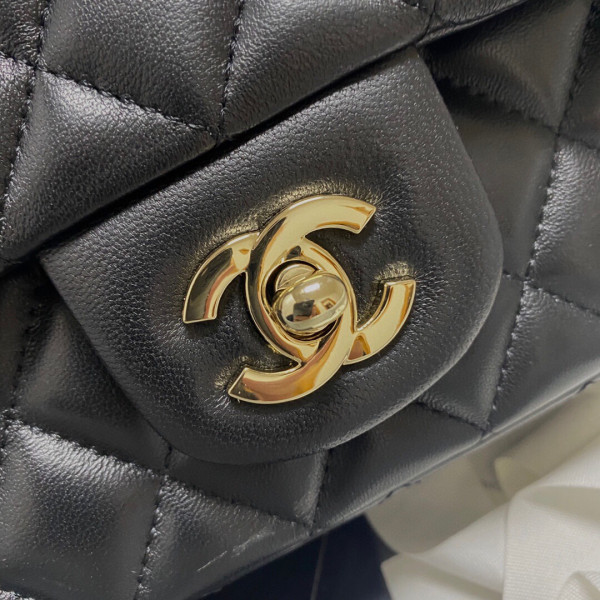 CL MINI FLAP BAG WITH TOP HANDLE