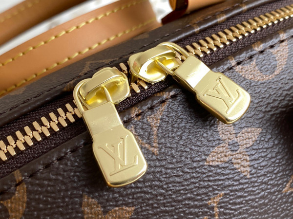 l**is V*t*n vintage bag