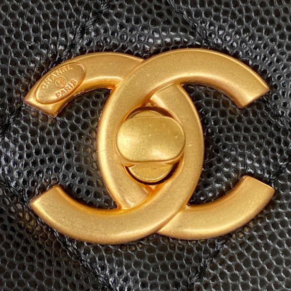 CL BUCKET BAG