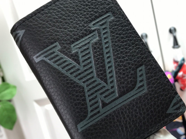 l**is V*t*n pocket organizer