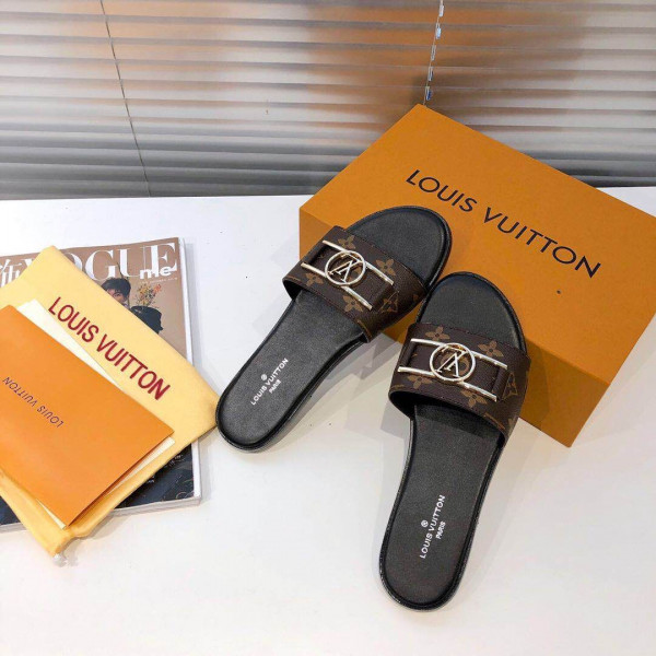 l**is V*t*n lock it flat mule