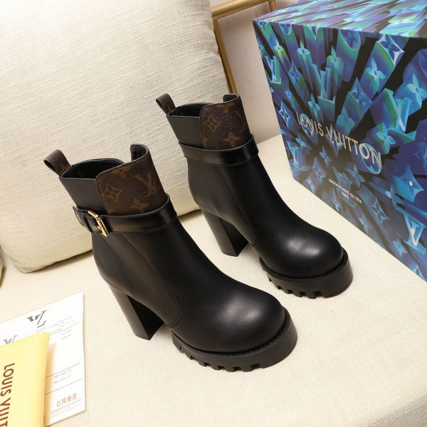 l**is V*t*n star trail ankle boot