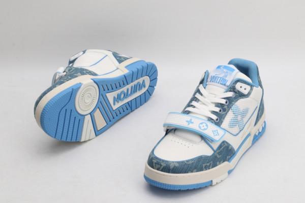 l**is V*t*n trainer sneaker