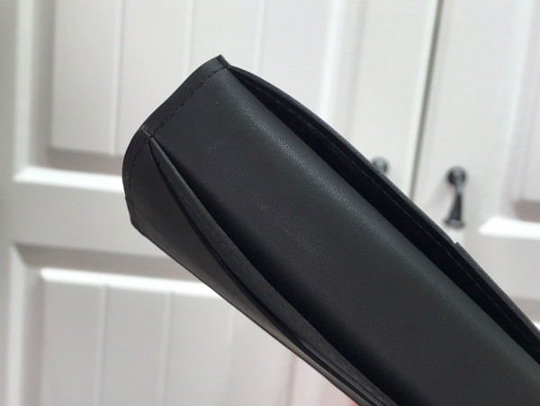 l**is V*t*n pocket organizer