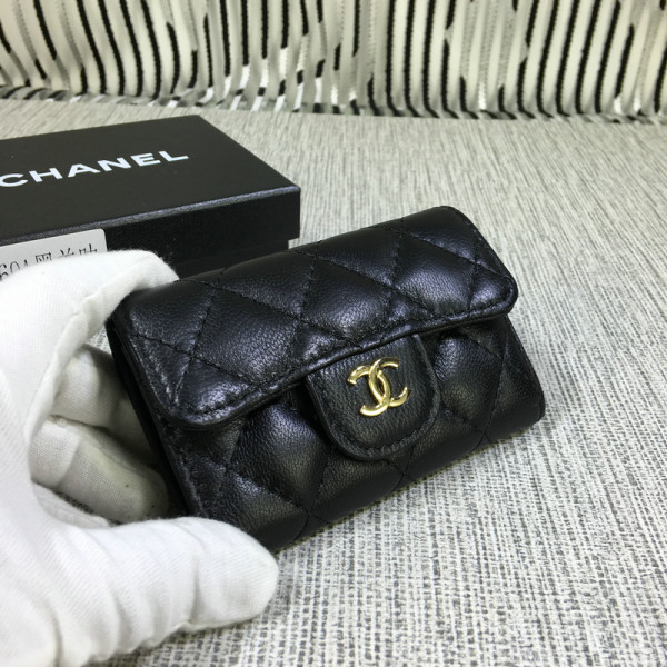 CL Lambskin Wallet Gold / Silver Hardare
