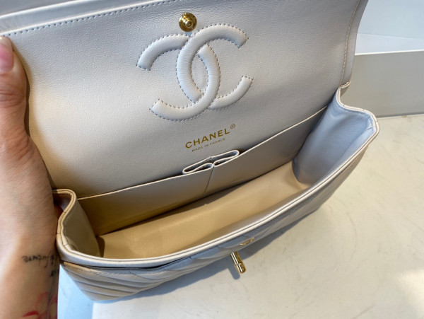CL FLAP BAG LAMBSKIN