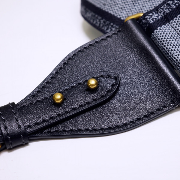D*or strap
