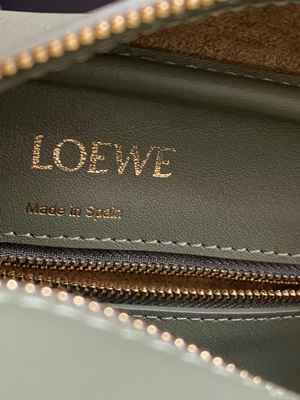 LOEWE Amazona 19 square bag in jacquard and calfskin