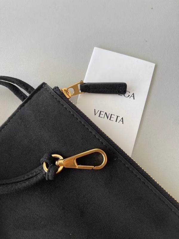 Bo*te*ga ve*ne*ta arco medium tote