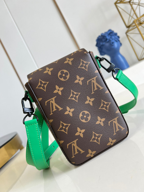l**is V*t*n s-lock vertical wearable wallet