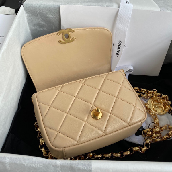 CL SMALL FLAP BAG
