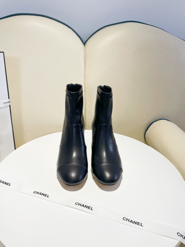 CL ANKLE BOOTS