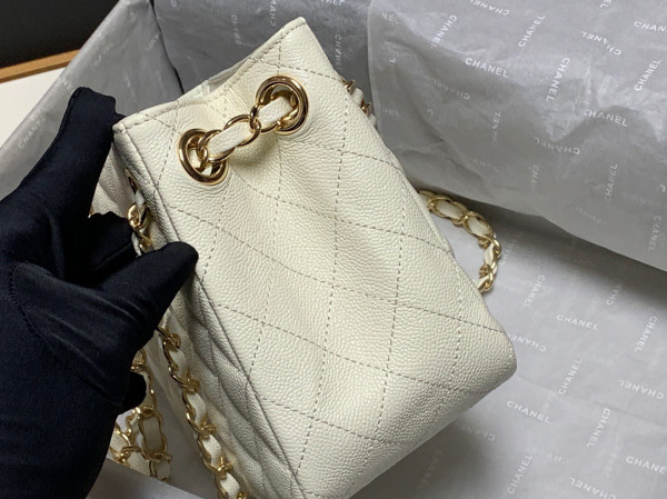 CL BUCKET BAG