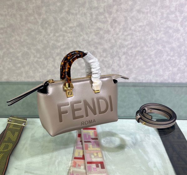 F**di by the way mini-12-9-20.5cm