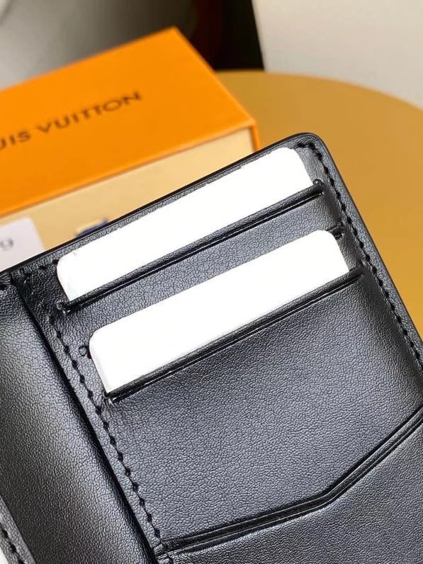 l**is V*t*n pocket organizer
