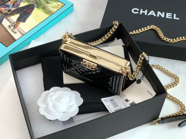 CL BOY MINAUDIERE