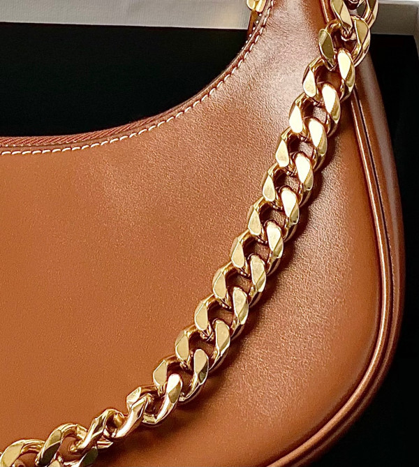 Ce**e medium ava chain