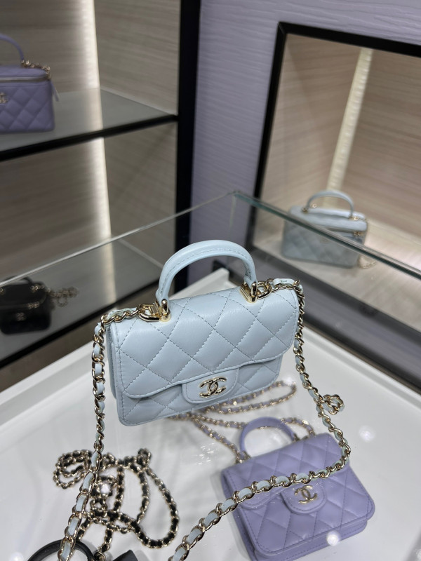 CL FLAP COIN PURSE WITH CHAIN