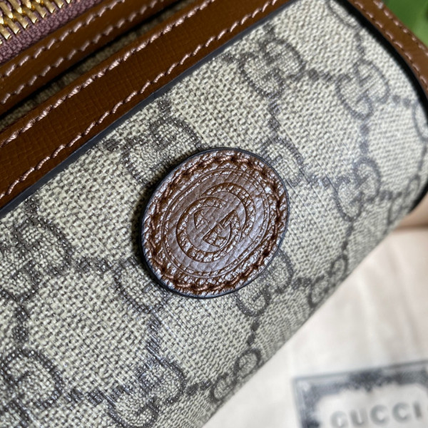 G*u*i belt bag with interlocking g