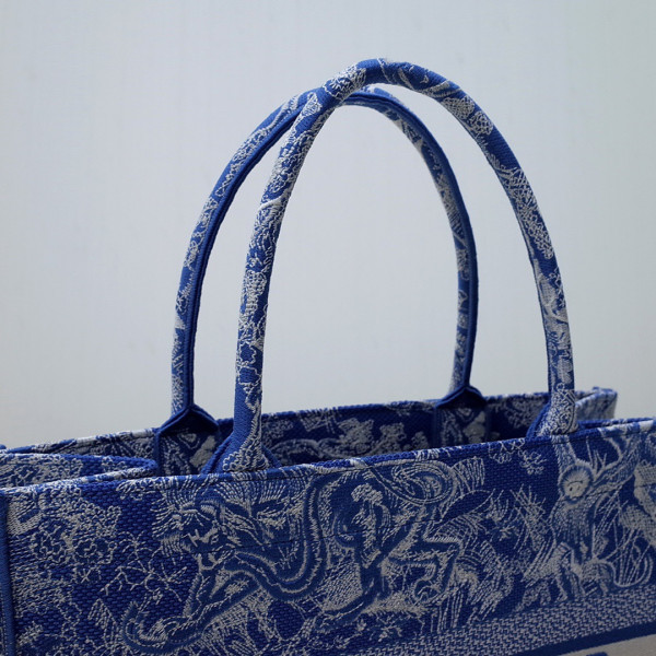D*or book tote medium/large