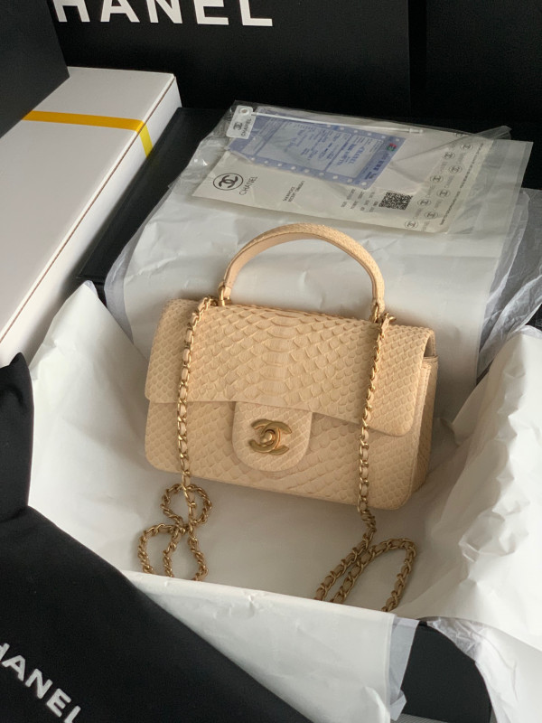CL MINI FLAP BAG WITH TOP HANDLE