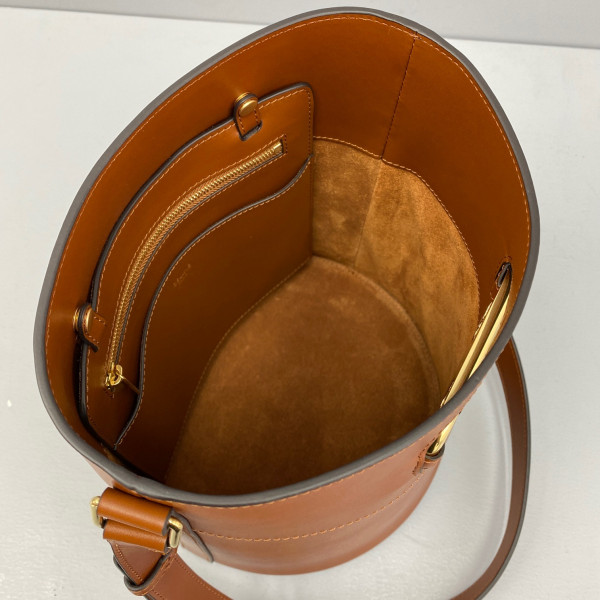 Ce**e bucket maillon