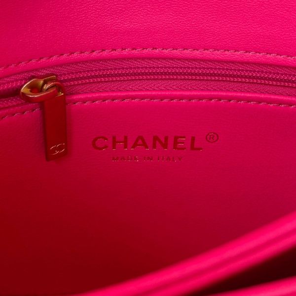 CL SMALL FLAP BAG