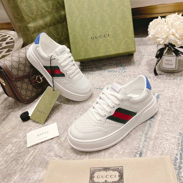 G*u*i sneaker with web