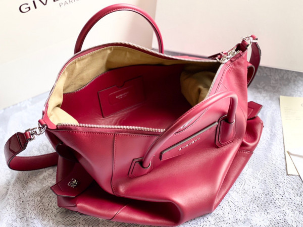 GIVENCHY ANTIGONA SOFT