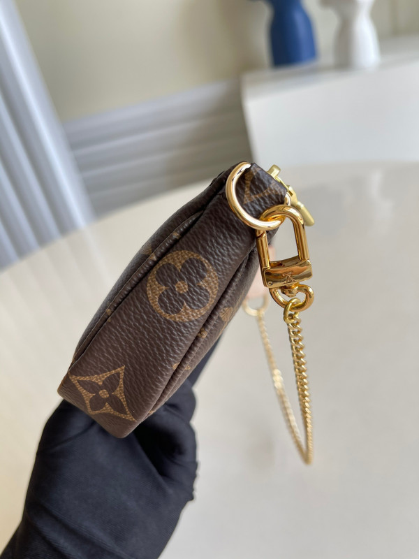 l**is V*t*n mini pochette accessoires