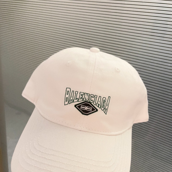 Ba*len*cia*ga logo cap
