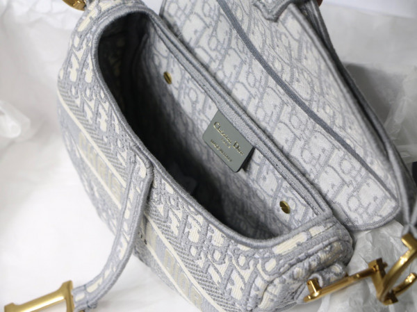 D*or saddle bag