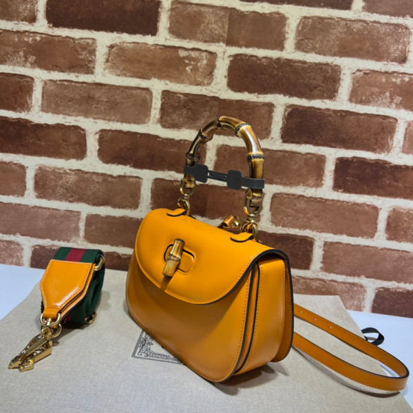 G*u*i small top handle bag with bamboo