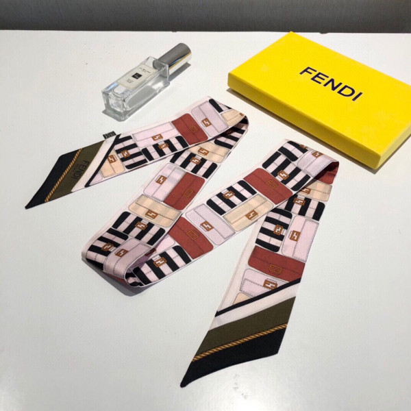F**di bandeau