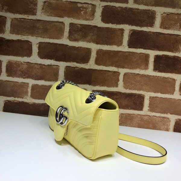 G*u*i gg marmont 22cm