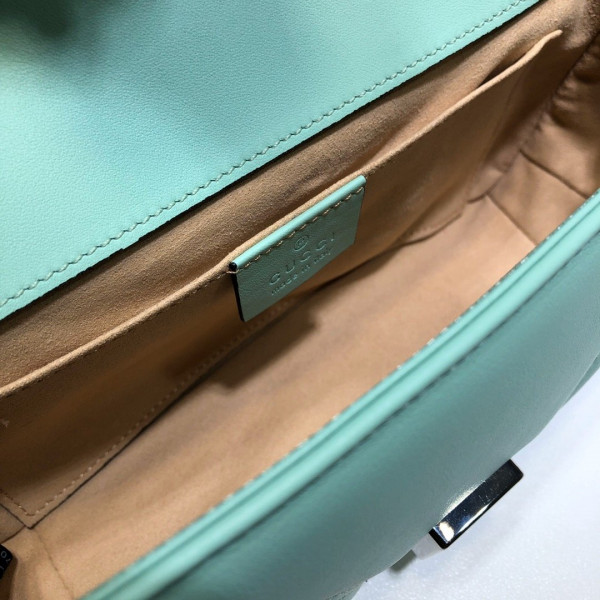 G*u*i gg marmont 22cm