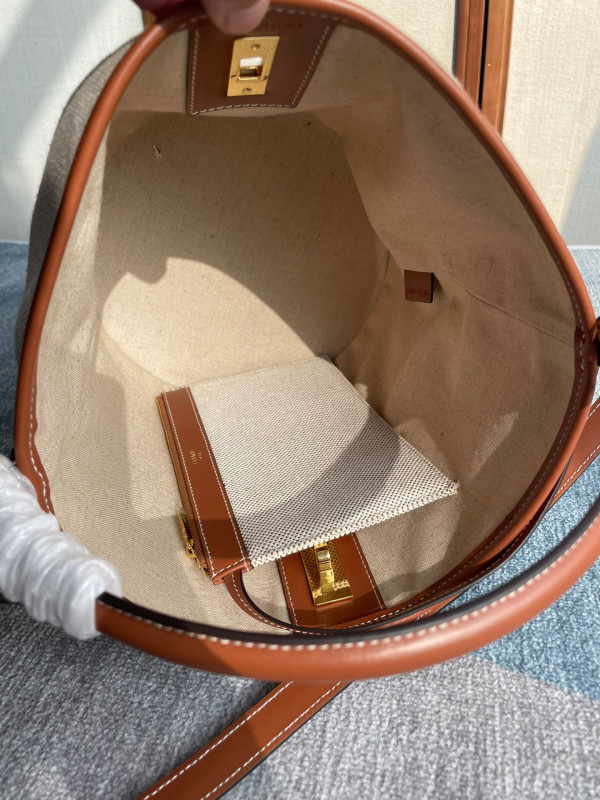Ce**e bucket 16