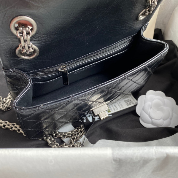 CL FLAP BAG