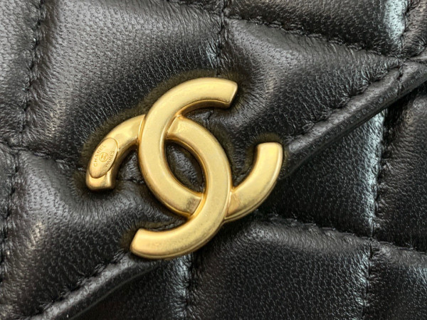 CL HANDLE BAG