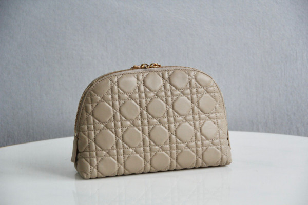 D*or caro beauty pouch