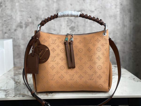l**is V*t*n beaubourg hobo mm